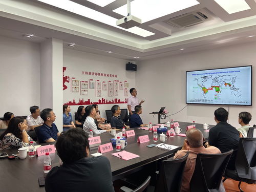 國際玉米小麥改良中心和中國農業(yè)科學院專家來生物所交流指導